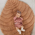 Load image into Gallery viewer, Leaf Shaped Sherpa & Cotton Baby Playmat - Camel
